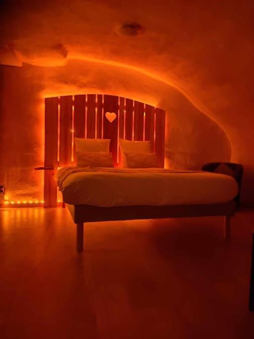 Nuit Romantique Avec Spa Privatif Meilhaud Exterior photo